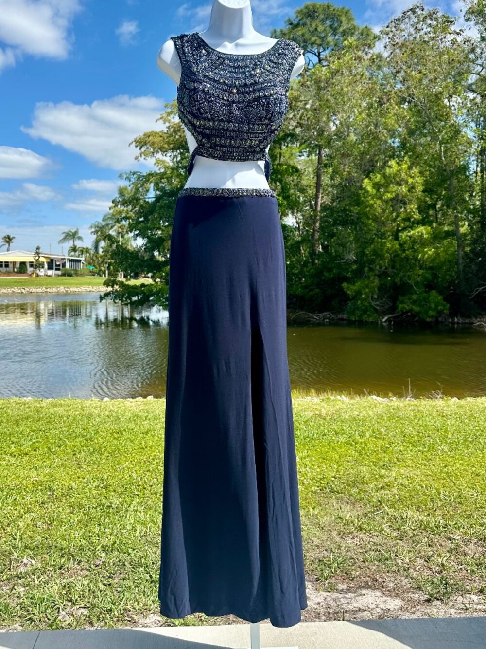 Sherri Hill Beaded 2 Piece Dark Navy Blue Formal Prom Dress Evening Gown Size 6